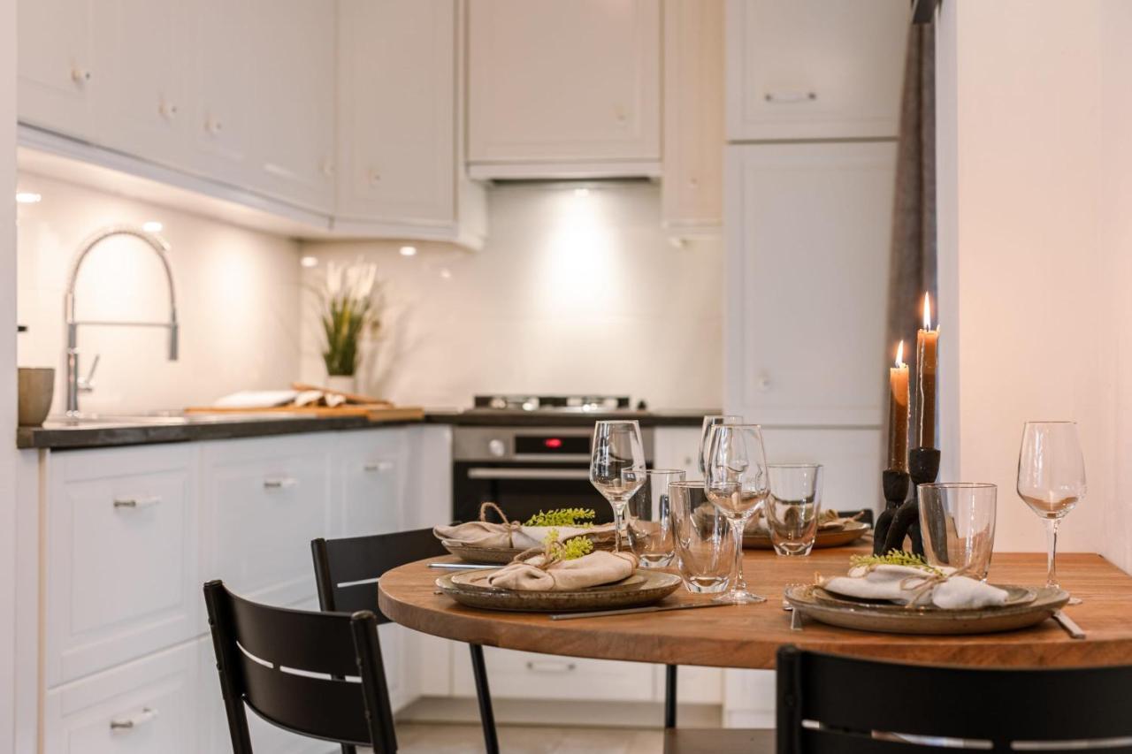Authentic Apartment In The Heart Of Antwerp Exterior photo