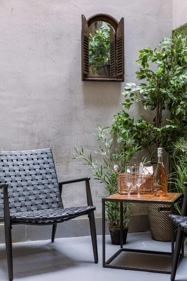 Authentic Apartment In The Heart Of Antwerp Exterior photo